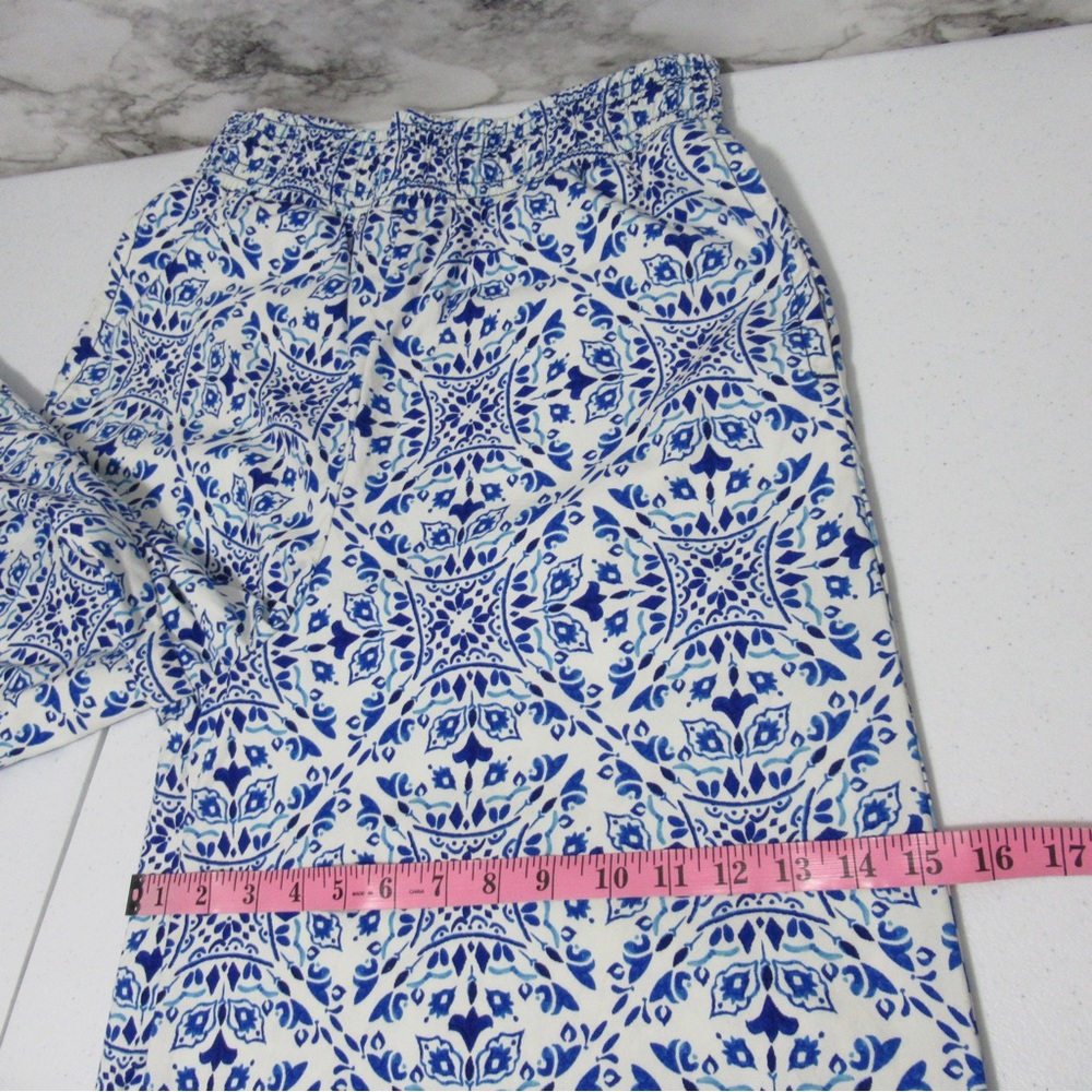 Maeve by Anthropologie Wide Leg Cropped Blue and White Printed Pants Size Small - Picture 12 of 17